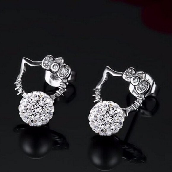 *NEW 925 Sterling Silver Hello Kitty Ball Earrings - Picture 3 of 4